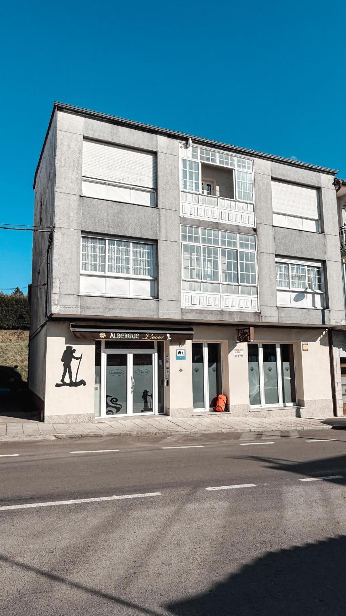 Albergue Lecer Sobrado Porta المظهر الخارجي الصورة
